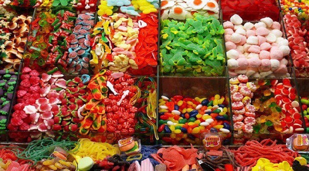 Chuyên gia chỉ cách nhận diện thực phẩm “ướp” màu công nghiệp - 1