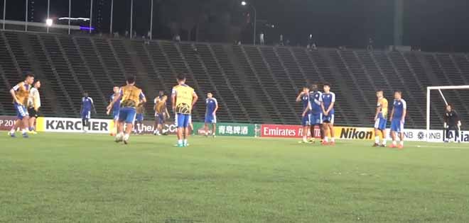 Hà Nội tập đấu cúp châu Á: Đội Quang Hải chờ lặp lại kỳ tích 10-0 - 1