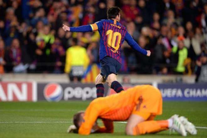 Messi đe dọa Ngoại hạng Anh: Hủy diệt De Gea - MU, Liverpool run rẩy - 1