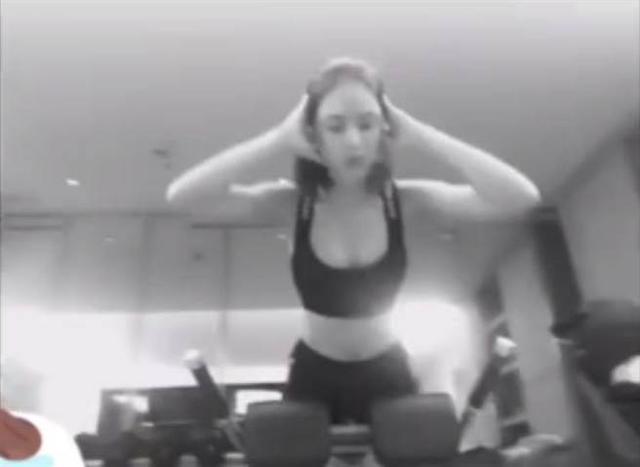 Cô vợ lai Tây kém 15 tuổi đẹp như thiên thần khiến Châu Kiệt Luân mê mệt - 7