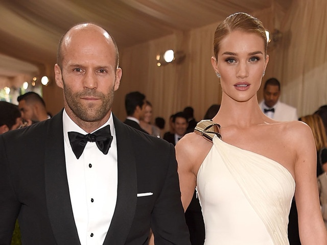 Làm đẹp - Dáng vóc gợi cảm của vợ Người vận chuyển, Thần Sấm, 007