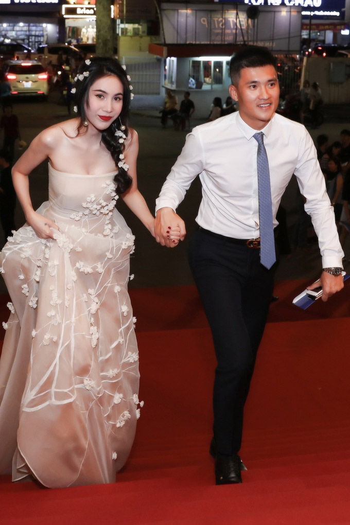 Người đẹp trùng tên trong showbiz, Hoàng Thùy Linh không phải duy nhất - 3