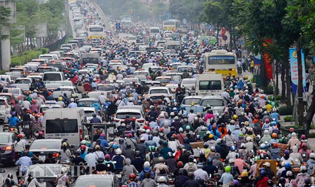 Điểm "mặt" những cung đường ám ảnh người dân sau kì nghỉ 30.4 -1.5 - 8