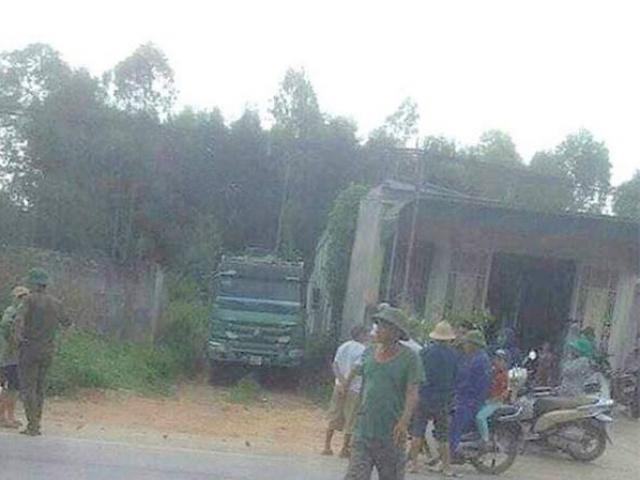 Pháp luật - Người đàn ông chết dưới gầm xe ôtô: Vẫn chưa xác định được danh tính