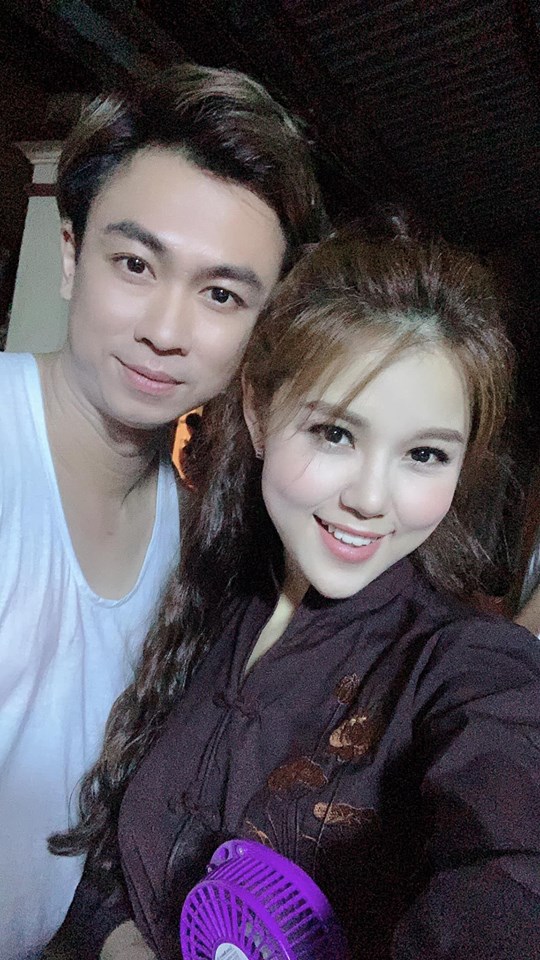 Không ngờ nhan sắc vợ cũ lẫn tình mới của Hồ Việt Trung đều quyến rũ thế này - 1