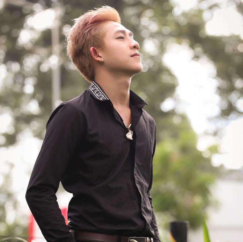 Hot boy từng muốn tự tử khi rời nhóm HKT tiết lộ về nữ đại gia ân nhân - 3