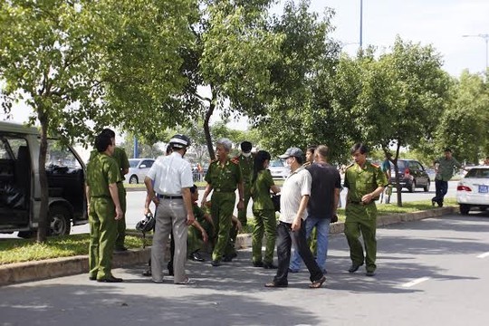 Nóng 24h qua: Thiếu tướng chỉ huy phá nhiều trọng án ở TP.HCM nghỉ hưu - 2