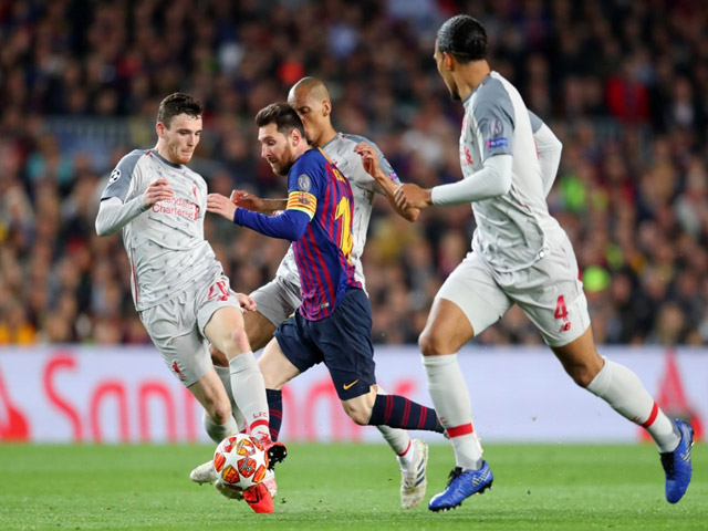 Barca đại thắng Liverpool Cúp C1: Messi chê đàn em, HLV sợ tái hiện ”thảm họa Roma”