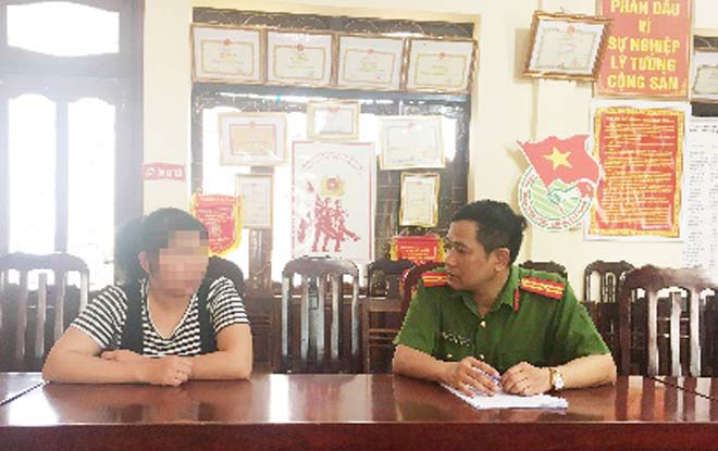 Chuyện giải cứu những “hoa rừng biên giới” bị lừa yêu - 1