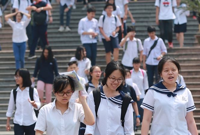 Trường đại học chấm thi có hạn chế được tiêu cực? - 1