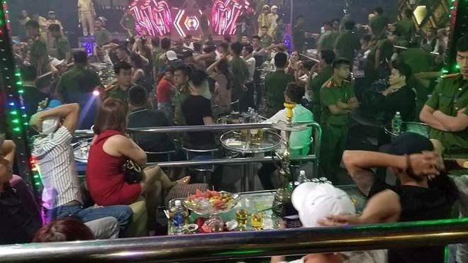 Đột kích Club F3 ở Đà Nẵng, 80 người dương tính với ma tuý - 1