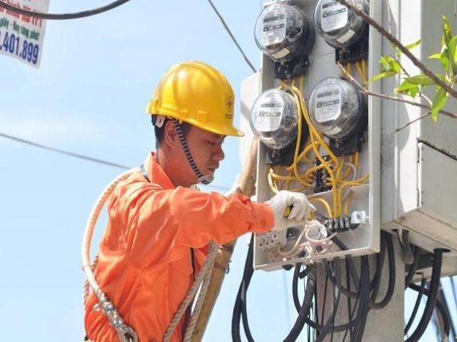 Tin tức trong ngày - Bộ Công Thương hứa sẽ cải cách biểu giá điện bậc thang