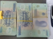 Tin tức trong ngày - Bỏ quên cục tiền trên máy bay, khách bất ngờ khi nhận được cuộc gọi