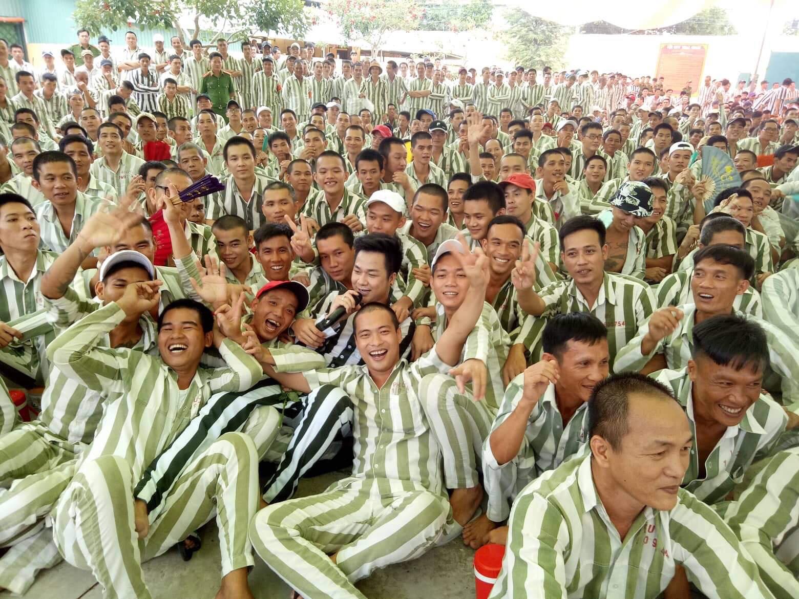 Lý do Quách Tuấn Du mặc đồ phạm nhân để hát ở trại giam - 1