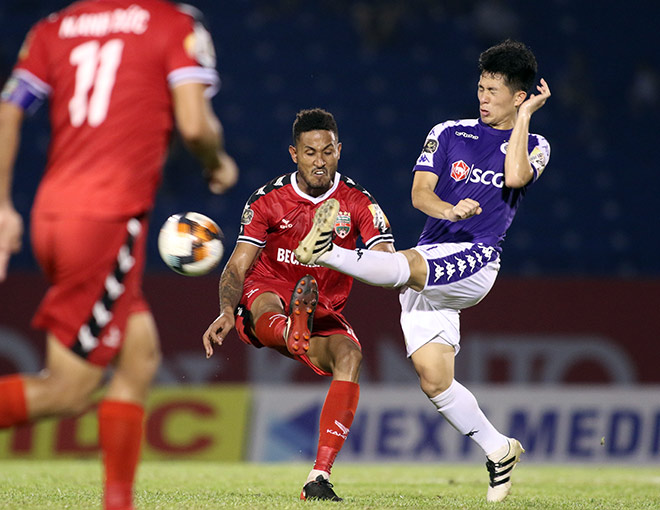 Hà Nội FC thoát thua phút chót: Quang Hải có hành động &#34;lạ&#34; - 5
