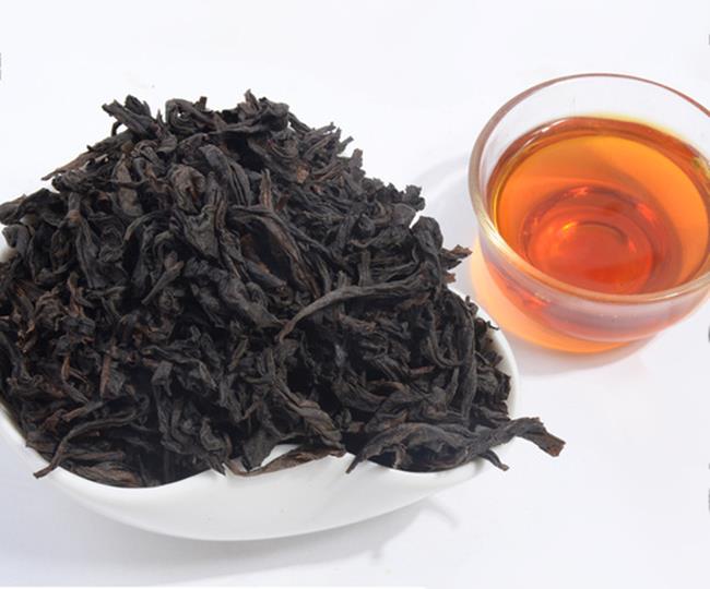 Trà Đại Hồng Bào có giá hơn 27.000 tỷ đồng/kg. Đây là một trong những loại trà đắt nhất thế giới.