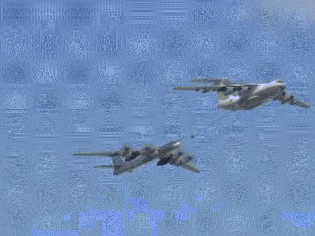 Màn trình diễn choáng ngợp của 74 máy bay hiện đại nhất của Nga