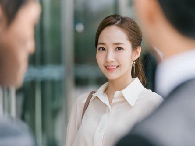 Cay đắng vì giới thiệu bạn gái xinh đẹp với sếp - 1