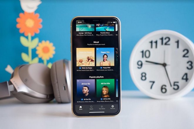 Apple có nguy cơ mất trắng 26,6 tỷ USD trong vụ kiện với Spotify - 1