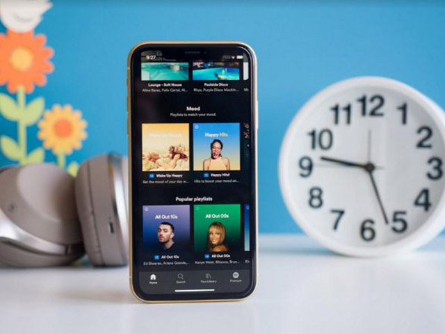 Công nghệ thông tin - Từ vụ kiện tụng 26,6 tỷ USD, Apple Music và Spotify có gì khác nhau?