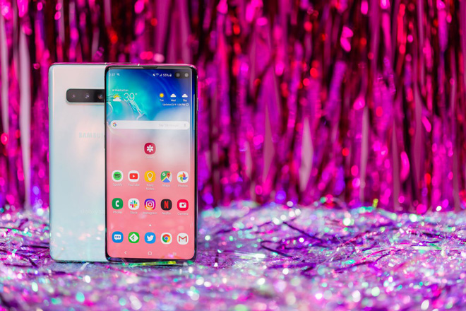 Samsung sắp có camera "tàng hình" trên smartphone - 1