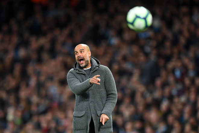 Man City tiến sát vô địch Ngoại hạng Anh: Pep mở tiệc bia, hứa thưởng lớn - 2