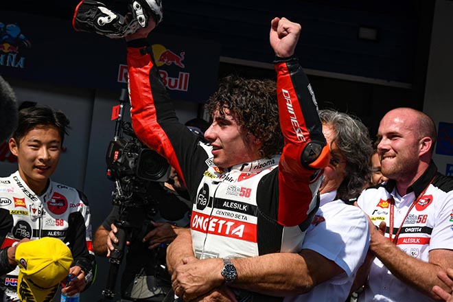 Đua xe MotoGP: “Nhà vua” thể hiện bản lĩnh, tân binh trẻ kết thúc nghiệt ngã - 1