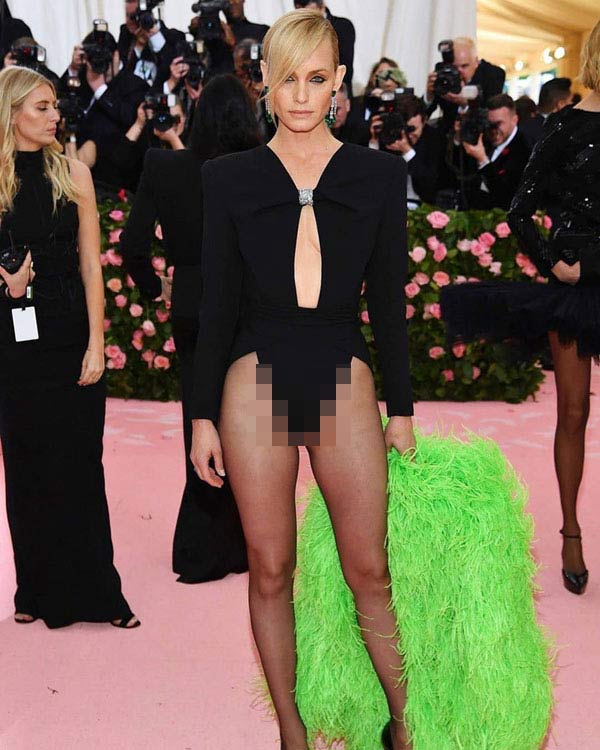 Những trang phục gây tranh cãi trong lịch sử Met Gala - 3