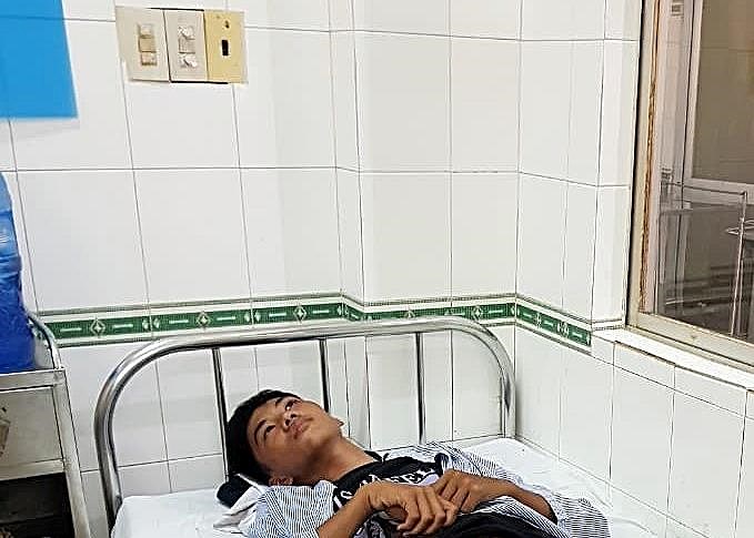 Con đòi buông tay trên biển, cha dặn "Có chết cũng không..." - 3