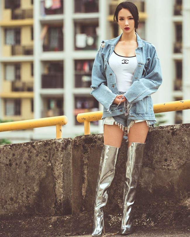 Người đẹp có phong cách bụi bặm mà vẫn quyến rũ.