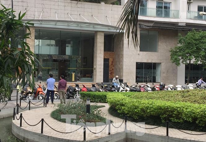 Bộ Công an khám xét cửa hàng điện thoại Nhật Cường mobile - 3