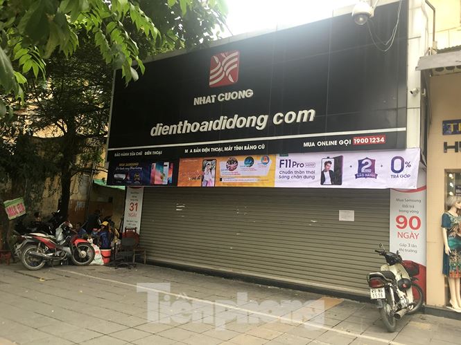 Bộ Công an khám xét cửa hàng điện thoại Nhật Cường mobile - 5