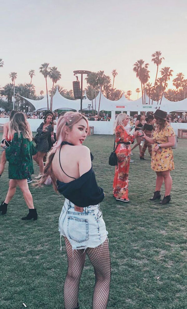 Phong cách thời trang tắc kè hoa của phù thủy trang điểm châu Á - 5