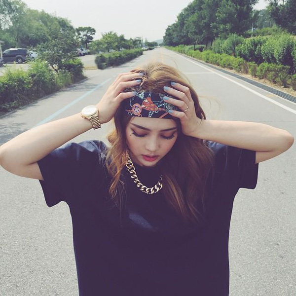 Phong cách thời trang tắc kè hoa của phù thủy trang điểm châu Á - 7