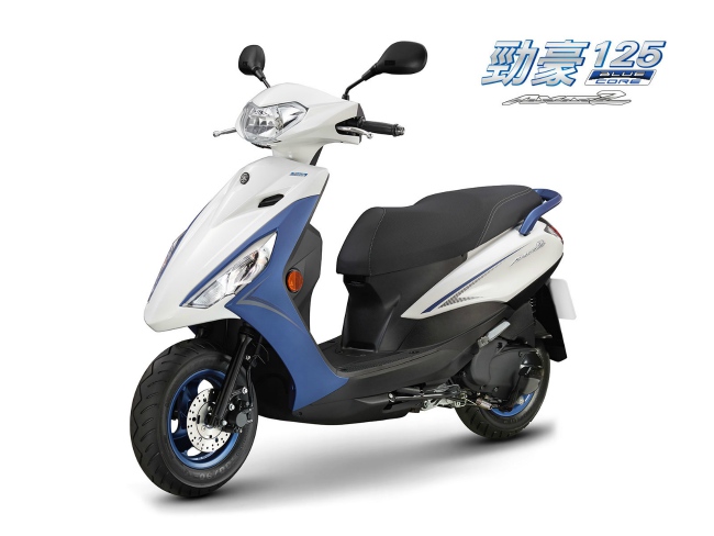Có những nét khác với xe tay ga mới xuất hiện tại thịt rường Việt Nam là Yamaha FreeGo, 2019 Yamaha Axis Z 125 bản mới cập nhật ở thị trường Đài Loan có phong cách mượt mà hơn. Mẫu xe này cũng gây được sự chú ý ở thị trường Indonesia.