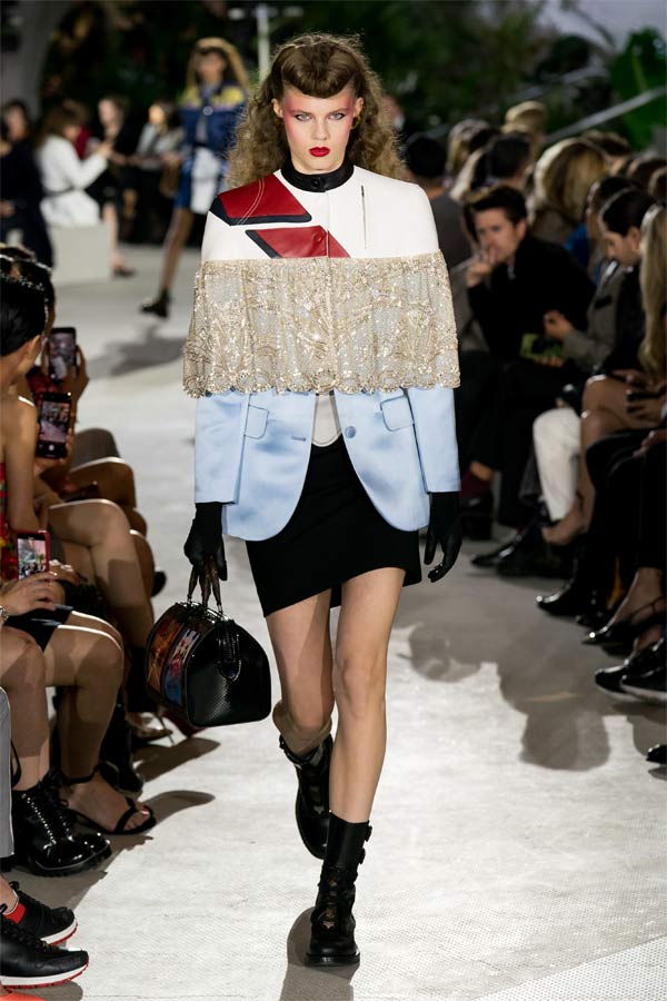 Nàng đấu sĩ cá tính ngút ngàn của Louis Vuitton - 7