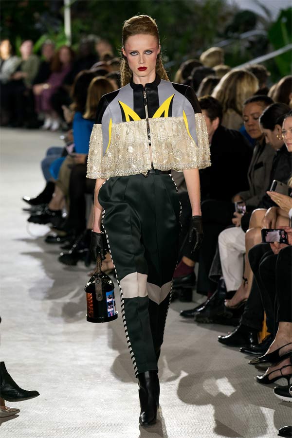 Nàng đấu sĩ cá tính ngút ngàn của Louis Vuitton - 3