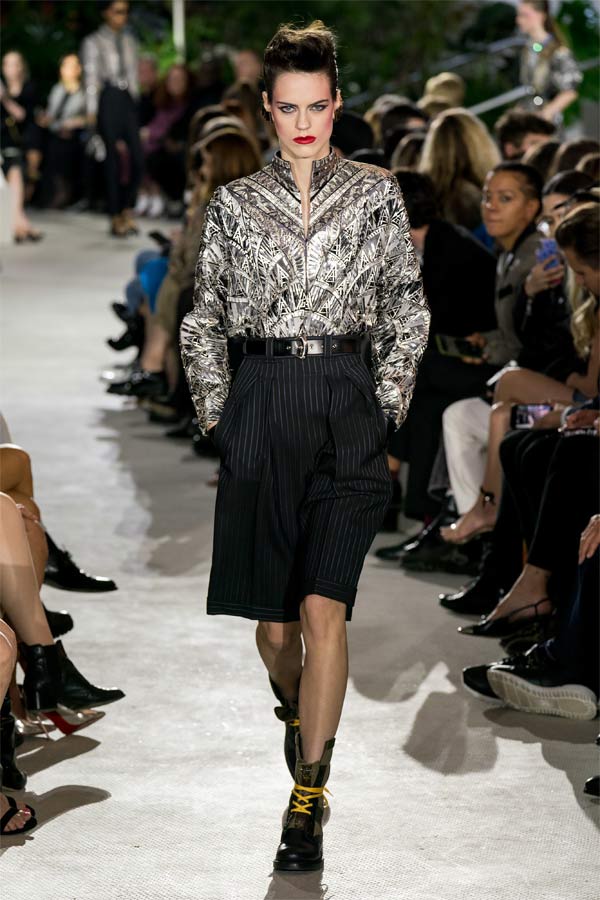 Nàng đấu sĩ cá tính ngút ngàn của Louis Vuitton - 14