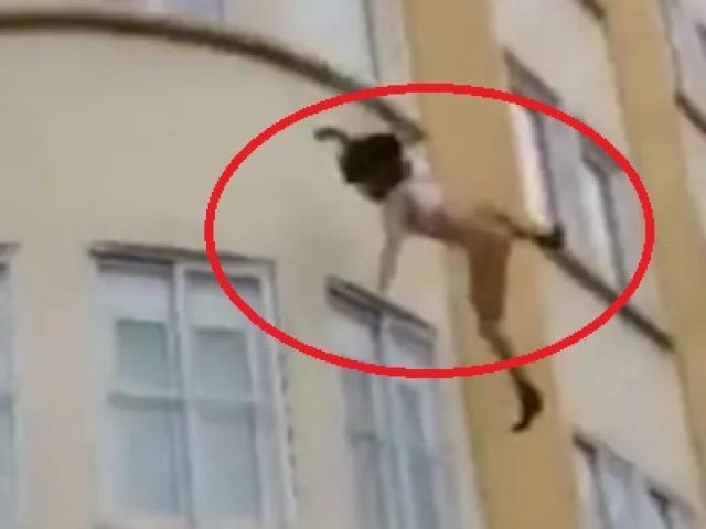 Phi thường - kỳ quặc - Thầy giáo quăng mẹ xuống từ ban công hơn 4m không nhận tội và lời khai gây sốc