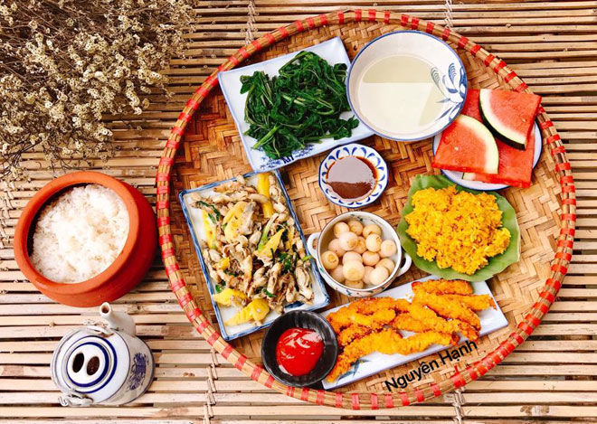 Mâm cơm của vợ đảm khiến chồng đi đâu cũng nhớ giờ về - 14