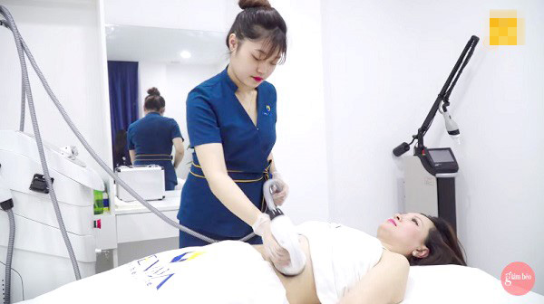 Nhà tạo mẫu quyết tâm giảm béo để mặc vừa áo dài do mình thiết kế - 5