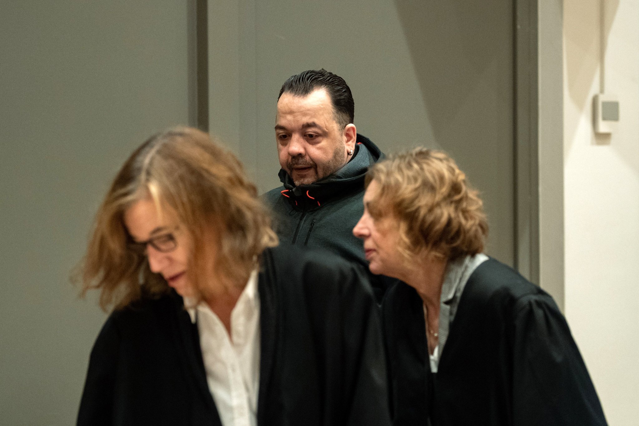 Rúng động nước Đức: Nam y tá âm thầm tiêm thuốc giết chết 300 bệnh nhân - 1