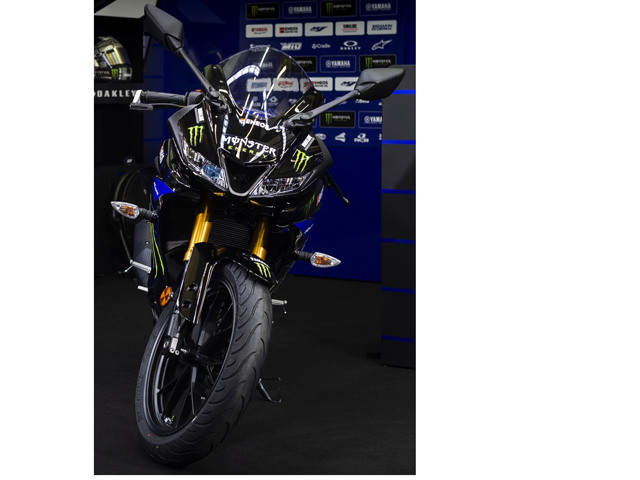 Thế giới xe - 2019 Yamaha YZF-R125 Monster Energy Edition "cực ngầu" ra mắt, giá 66 triệu đồng