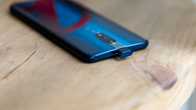 Trên tay Oppo F11 Pro Avengers Edition dành cho fan siêu anh hùng - 4