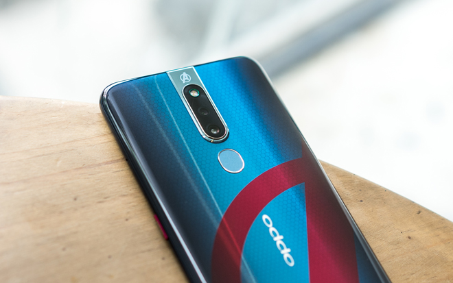 Trên tay Oppo F11 Pro Avengers Edition dành cho fan siêu anh hùng - 9