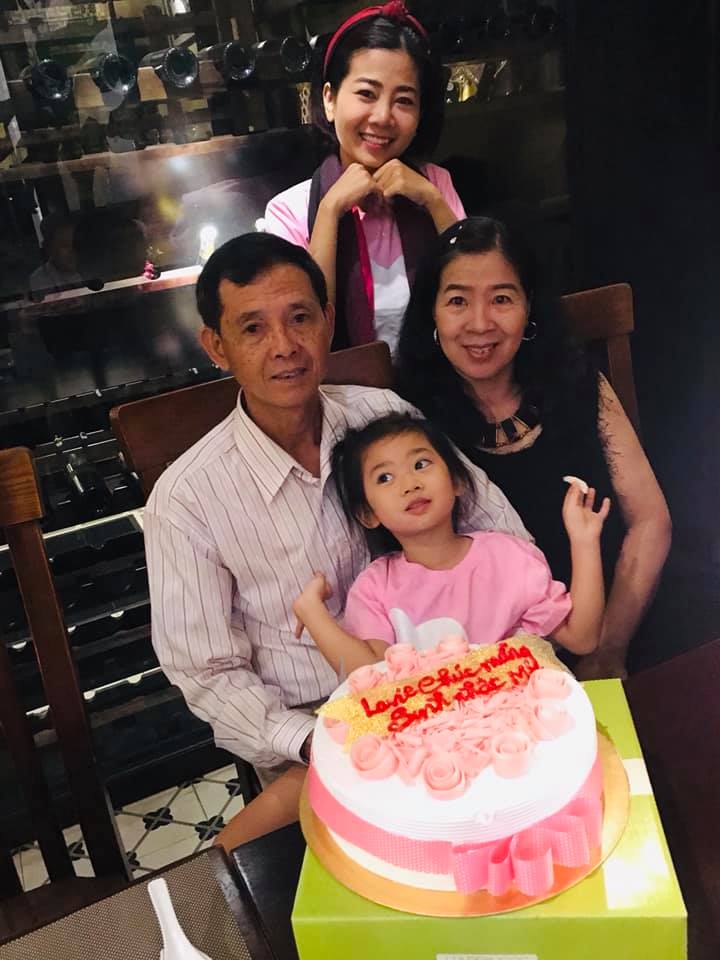 Mai Phương Thúy và các sao Việt viết gì cho đấng sinh thành nhân Ngày của mẹ? - 4