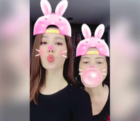 Mai Phương Thúy và các sao Việt viết gì cho đấng sinh thành nhân Ngày của mẹ? - 3