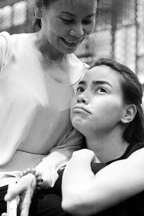 Mai Phương Thúy và các sao Việt viết gì cho đấng sinh thành nhân Ngày của mẹ? - 9