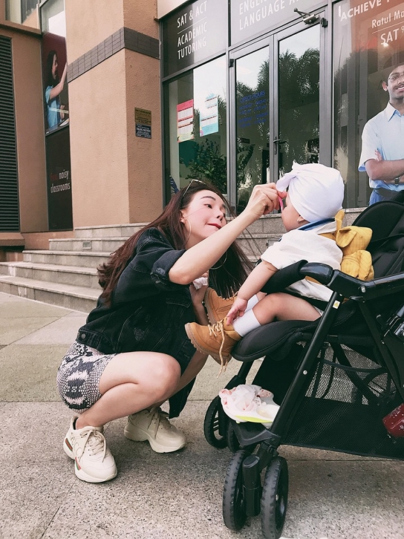 Mai Phương Thúy và các sao Việt viết gì cho đấng sinh thành nhân Ngày của mẹ? - 12