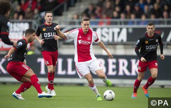 Ajax Amsterdam - Utrecht: Đại tiệc 5 bàn, áp sát ngôi vương - 1